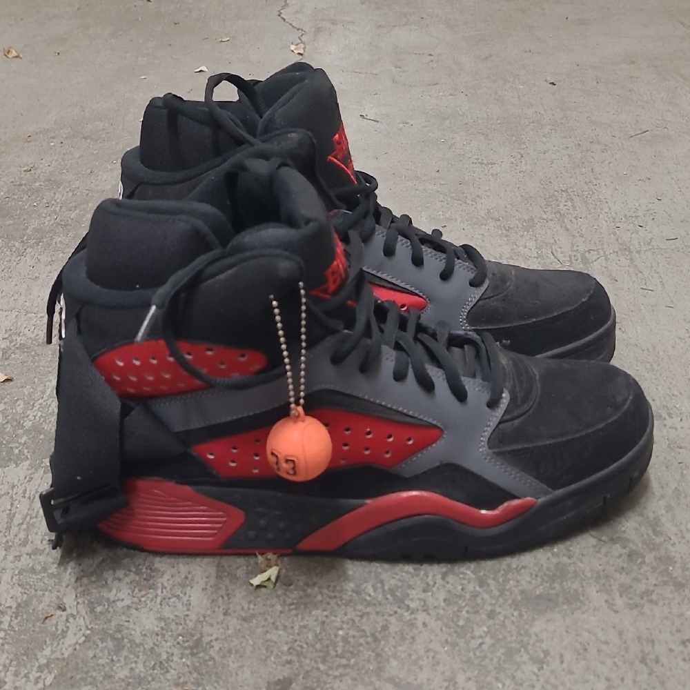 Great Condition Vintage Ewing Athletics Men's Black and Red High-Top BSneakers